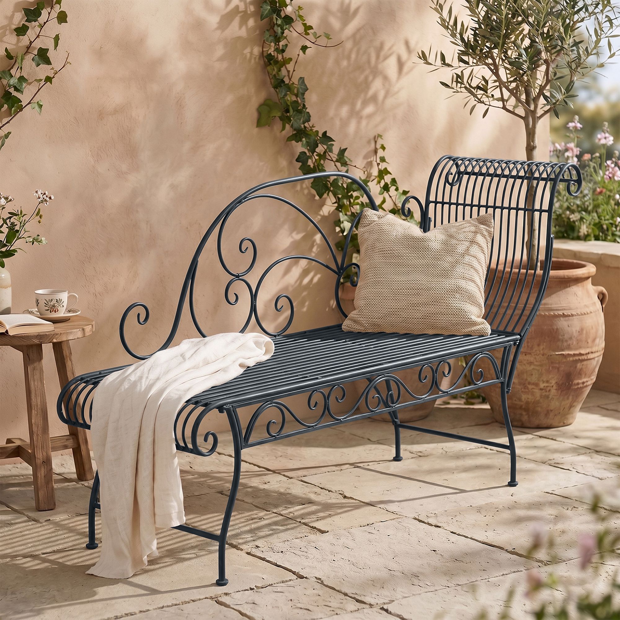 Panca da giardino Karma - design elegante e comfort per il tuo spazio esterno