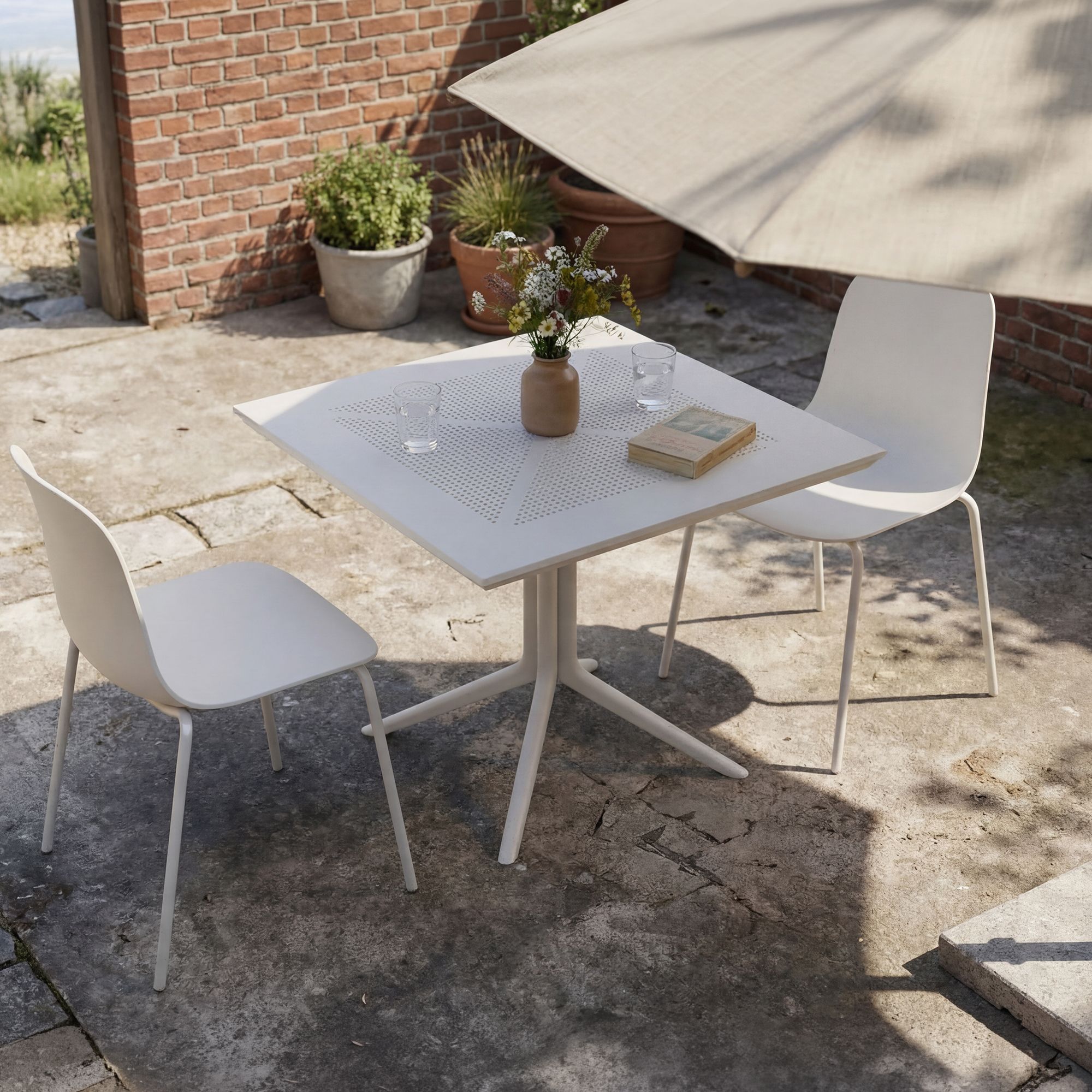 Set mobili da giardino Zeron con 2 sedie