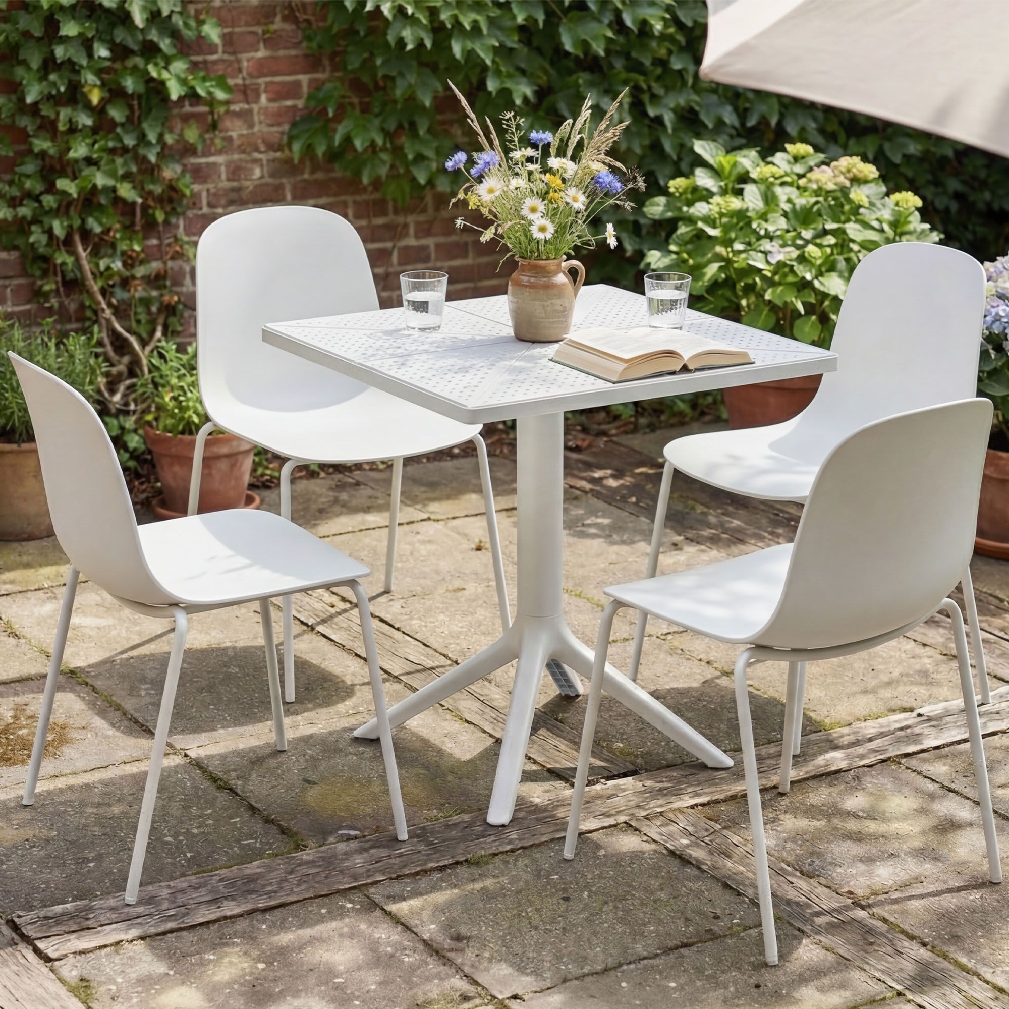 Set da giardino Nerra con 4 sedie