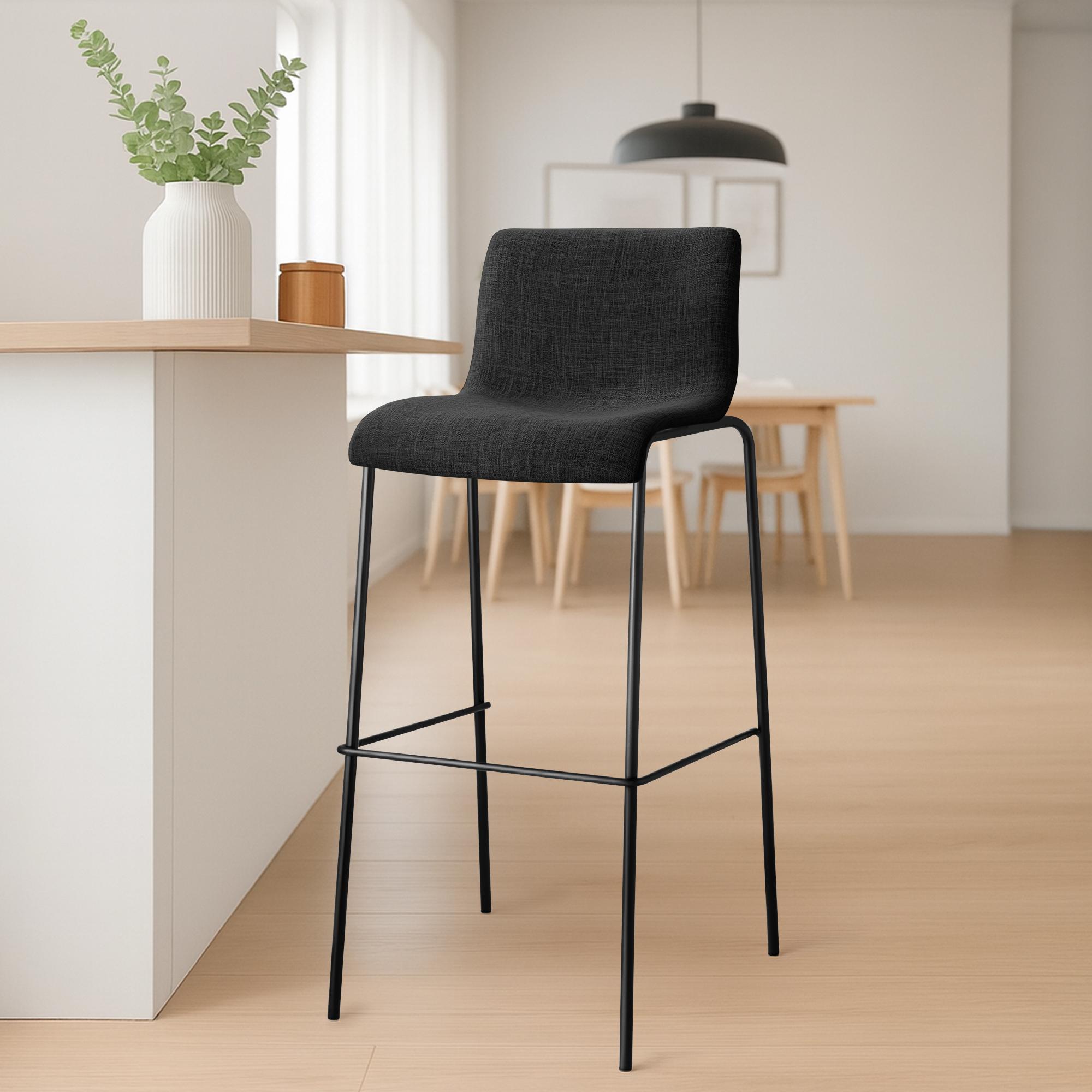 Sgabello da bar Hover in tessuto con base a quattro gambe